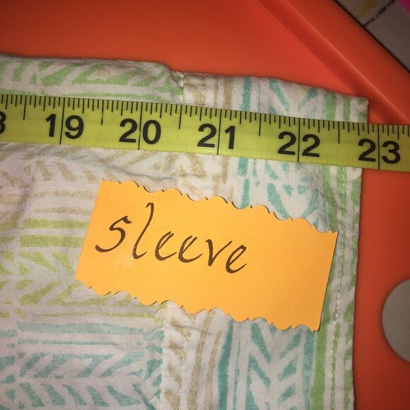 Sigrid Olsen L Button Down Shirt in Watercolors with Roses - Picture 12 of 13